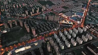 上海城市交通路口小区建筑航拍夜景视频的预览图